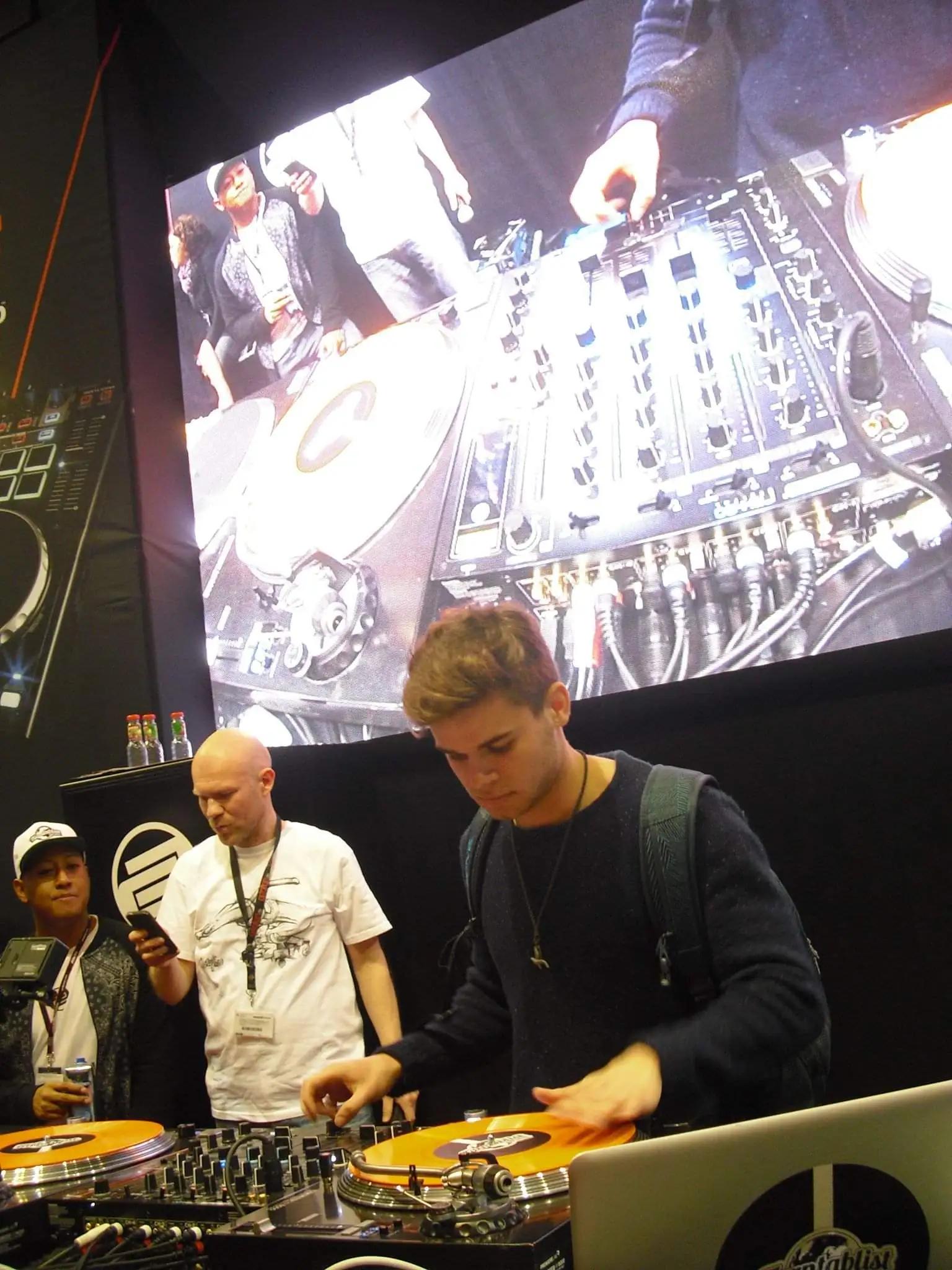 turntables